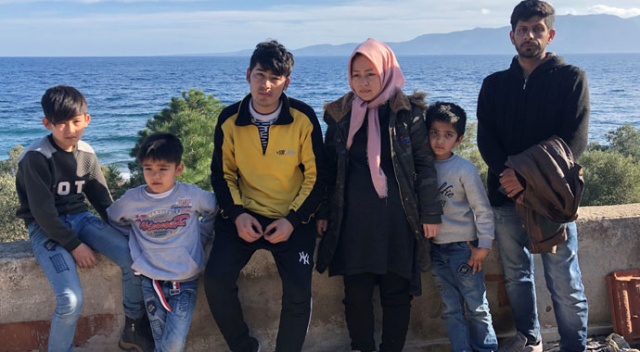 Yunanlılar mültecilerin parasını alıp dövdü Yunanlılar mültecilerin parasını alıp dövdü