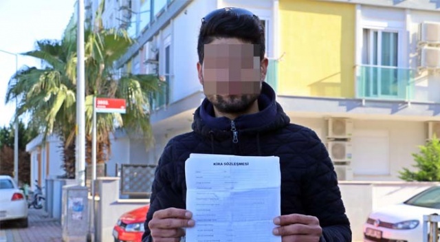 2 aylık ev kirasını ödeyemediği için şahsi eşyaları ile birlikte kapının önüne konuldu