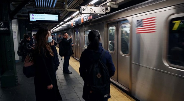 ABD'de Covid-19'dan ölenlerin sayısı 52 bine yaklaştı