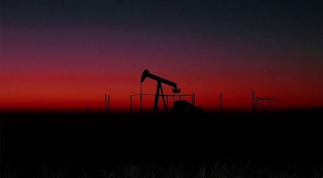 ABD&#039;nin ham petrol stokları hızlı artış gösterdi