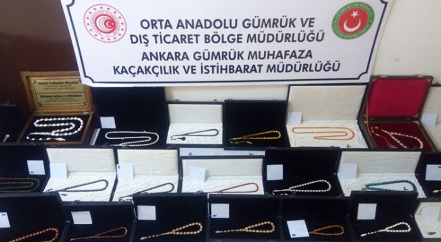 Ankara'da operasyon! 1 milyon lira değerinde tespih ve değerli doğal taş ele geçirildi Ankara'da operasyon! 1 milyon lira değerinde tespih ve değerli doğal taş ele geçirildi