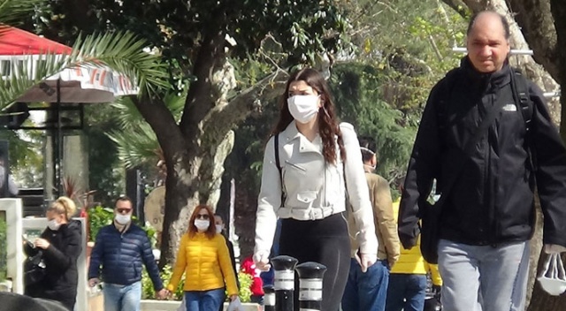 Bağdat Caddesi'ndeki insan kalabalığı pes dedirtti!