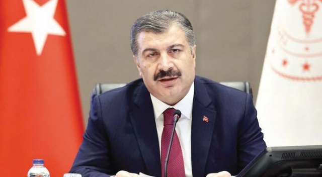 Bakan Koca: Bugün 3 bin 738 kişinin koronavirüs testi pozitif çıktı ve 121 kişi hayatı kaybetti Bakan Koca: Bugün 3 bin 738 kişinin koronavirüs testi pozitif çıktı ve 121 kişi hayatı kaybetti