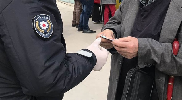 Balıkesir'de hafta sonu sokağa çıkan 748 kişiye ceza kesildi