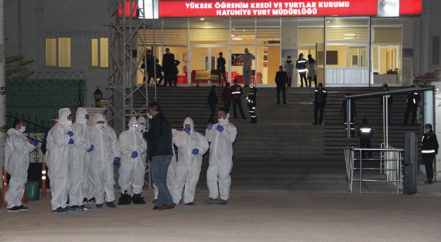 Bangladeş'ten getirilen 154 Türk vatandaşı Karaman'da yurda yerleştirildi