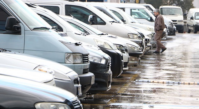 Bayram öncesi ikinci el araç satışları dip seviyede Bayram öncesi ikinci el araç satışları dip seviyede