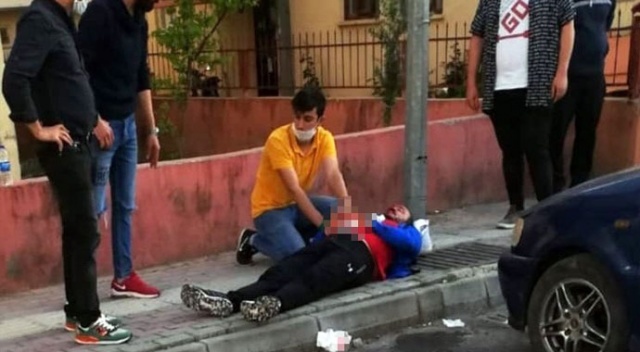 Birlikte alışverişe çıktığı üvey babasını bıçakladı Birlikte alışverişe çıktığı üvey babasını bıçakladı