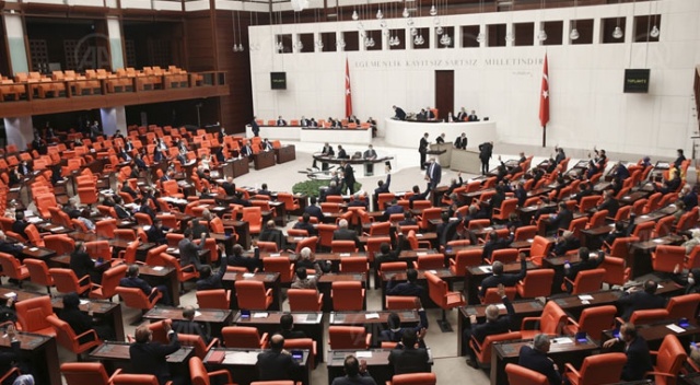Koronavirüse karşı ekonomik tedbir paketi yasalaştı Koronavirüse karşı ekonomik tedbir paketi yasalaştı