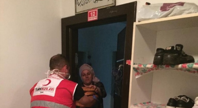 Evden çıkamayanlara Kızılay’dan Ramazan pidesi Evden çıkamayanlara Kızılay’dan Ramazan pidesi