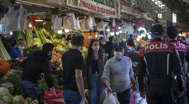 İçişleri Bakanlığından sokağa çıkma kısıtlaması öncesi yoğun denetim İçişleri Bakanlığından sokağa çıkma kısıtlaması öncesi yoğun denetim