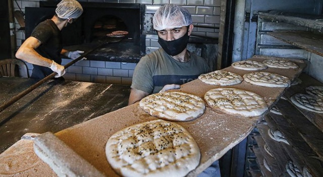 İftara 2 saat kala pide yapımına son verildi