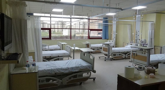 İHA ekibi Diyarbakır&#039;daki karantina hastanesine girdi