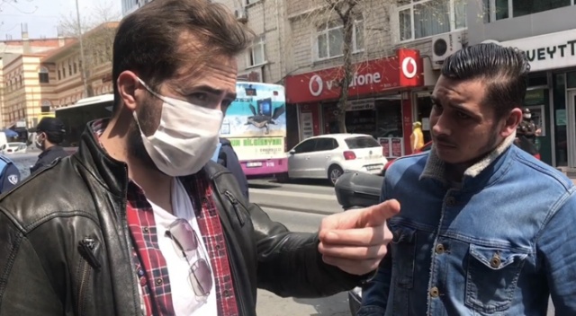 İstanbul’da denetimde maske takmayan gence: “Suriyelilere virüs bulaşmıyor mu" İstanbul’da denetimde maske takmayan gence: “Suriyelilere virüs bulaşmıyor mu"