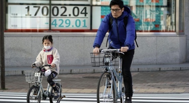 Japonya’da 15 kişi daha koronadan hayatını kaybetti, ölü sayısı 218'e yükseldi Japonya’da 15 kişi daha koronadan hayatını kaybetti, ölü sayısı 218'e yükseldi
