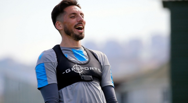 Jose Sosa, Trabzonspor'da bir ilk yaşıyor Jose Sosa, Trabzonspor'da bir ilk yaşıyor