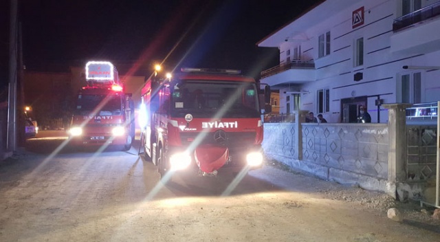 Karaman'da evi yanan genç kadın gözyaşlarına boğuldu