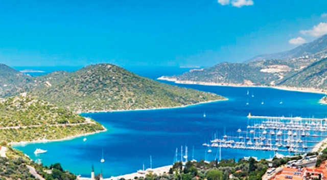 Kaş Kaymakamı Bülent Karacan: "İnşallah Kovid-19 ilçemize giremeyecektir" Kaş Kaymakamı Bülent Karacan: "İnşallah Kovid-19 ilçemize giremeyecektir"