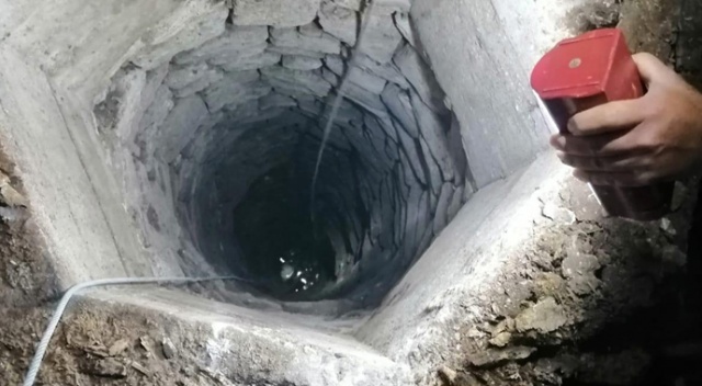 Kuş sevdası 10 metrelik kuyuya düşürdü Kuş sevdası 10 metrelik kuyuya düşürdü