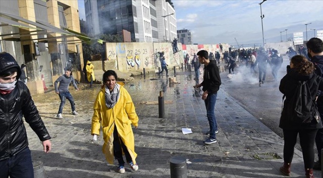 Lübnan'daki protestolar ikinci gününde de sürüyor