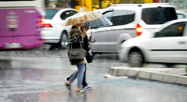 Meteorolojiden İstanbul için kritik uyarı! Sağanak ve fırtına geliyor
