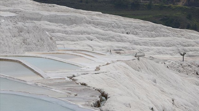 Pamukkale haziranda misafirlerini ağırlamaya hazırlanıyor Pamukkale haziranda misafirlerini ağırlamaya hazırlanıyor