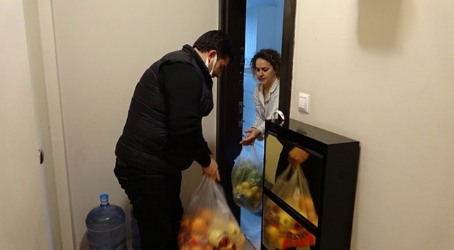 Pazar esnafı koronavirüse kendi imkânlarıyla savaş açtı! Pazar esnafı koronavirüse kendi imkânlarıyla savaş açtı!