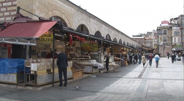 Ramazan öncesinde Eminönü boş kaldı