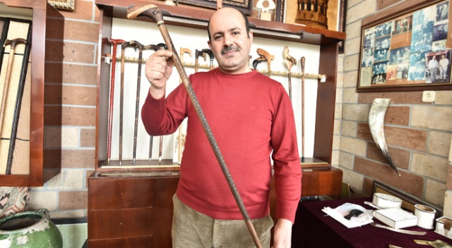 Sağlık Bakanı Koca’ya bin yıllık ceviz ağacından özel baston