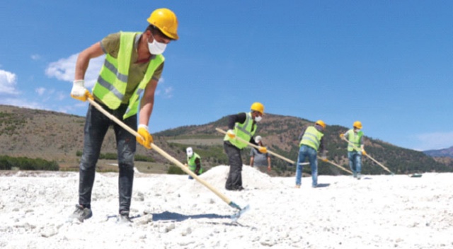 Salda'da hassas çalışma Salda'da hassas çalışma