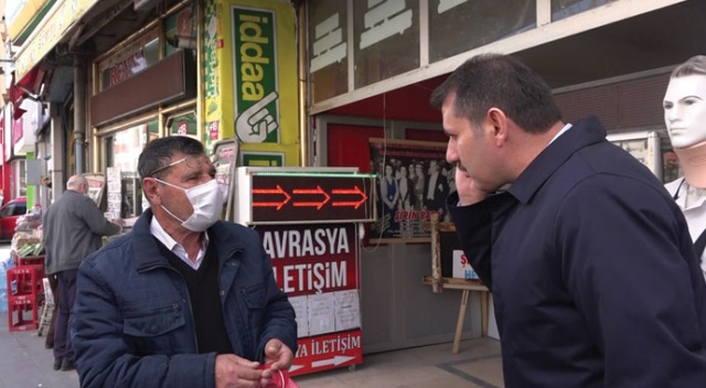Sokağa çıkması yasaktı, valiye yakalandı Sokağa çıkması yasaktı, valiye yakalandı