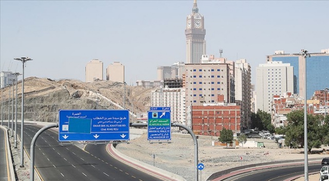 Suudi Arabistan'da sokağa çıkma yasağı kısmi olarak kaldırıldı