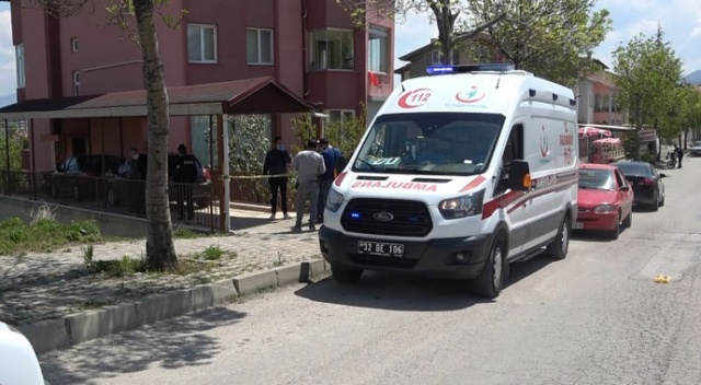 Yalnız yaşayan yaşlı kadın evinde ölü bulundu