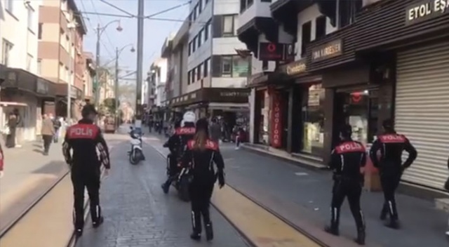 Yunus timinden caddelerde eş zamanlı &#039;evde kal&#039; çağrısı