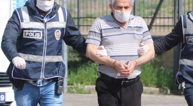 40 yıllık eşini öldüren koca, 'Kavga ettik öldürdüm, pişmanım' 40 yıllık eşini öldüren koca, 'Kavga ettik öldürdüm, pişmanım'
