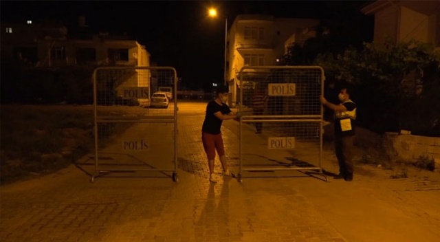 Antalya Serik'te vaka sayısı 12'ye yükseldi, bir mahalle kısmen karantinaya alındı Antalya Serik'te vaka sayısı 12'ye yükseldi, bir mahalle kısmen karantinaya alındı
