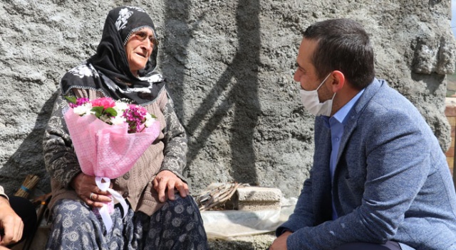 Asırlık anneden Anneler Günü'nde Cumhurbaşkanı Erdoğan'a dua