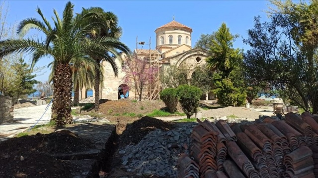 Ayasofya Camisi'nin restorasyonu haziran sonunda tamamlanacak Ayasofya Camisi'nin restorasyonu haziran sonunda tamamlanacak