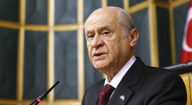 Bahçeli: “CHP ekonomik tetikçilere, demokrasi düşmanlarına, küresel tefecilere, vatansız fesat yuvalarına kucak açıp gel gel yapıyor” Bahçeli: “CHP ekonomik tetikçilere, demokrasi düşmanlarına, küresel tefecilere, vatansız fesat yuvalarına kucak açıp gel gel yapıyor”