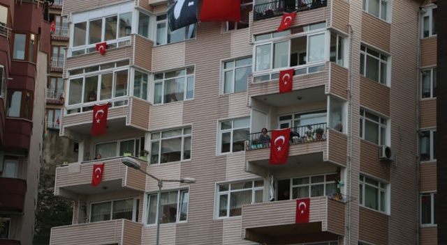 Bayram kutlamasında silahlar konuştu Bayram kutlamasında silahlar konuştu