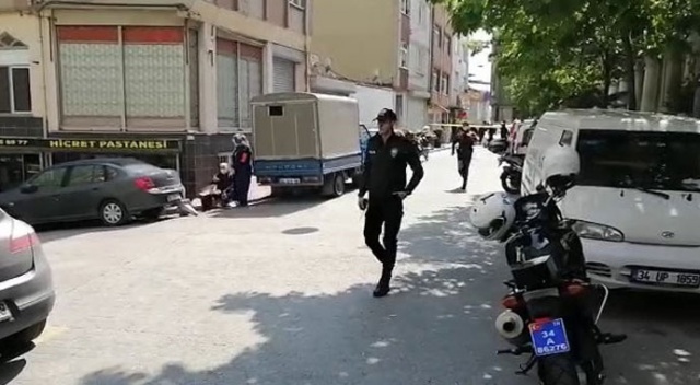 Beyoğlu'nda iki kişi silahlı saldırıya uğradı