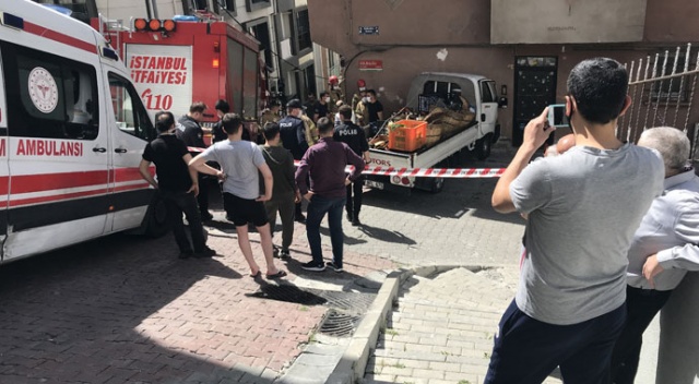 Böyle kaza görülmedi! Kamyonet yatak odasına daldı