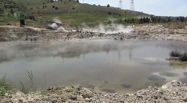 Denizli’de yeraltı termal su kaynaklarında açıklanamayan sıcaklık artışları Denizli’de yeraltı termal su kaynaklarında açıklanamayan sıcaklık artışları