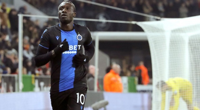 Diagne, şampiyonluk fotoğrafına teknik direktör Clement'in yerine kendini koydu Diagne, şampiyonluk fotoğrafına teknik direktör Clement'in yerine kendini koydu