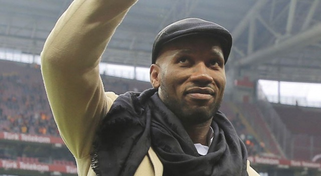 Drogba, Ligue 1'de son 20 yılın en iyi forveti seçildi