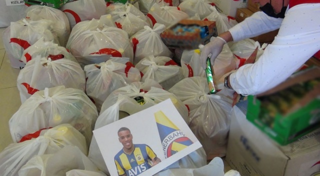 Garry Rodrigues'in gönderdiği yardım kolileri Bitlis'e dağıtıldı