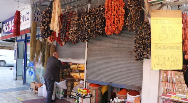 Hijyen kurallarına uymadılar, yazılan cezaya sinirlendiler Hijyen kurallarına uymadılar, yazılan cezaya sinirlendiler