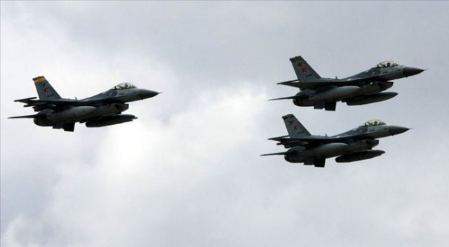 Irak'ın kuzeyinde 3 PKK'lı terörist hava harekâtıyla etkisiz hale getirildi Irak'ın kuzeyinde 3 PKK'lı terörist hava harekâtıyla etkisiz hale getirildi