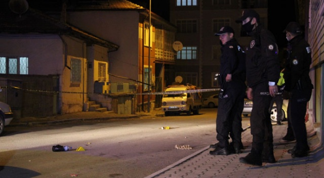 İş yerini kundaklamak isterken yakalandı
