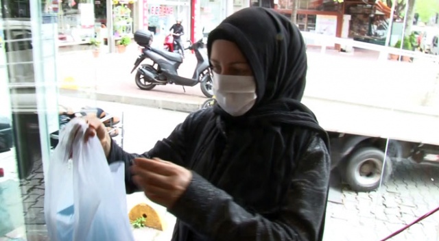 İstanbul&#039;da 1 liralık maske satışı başladı