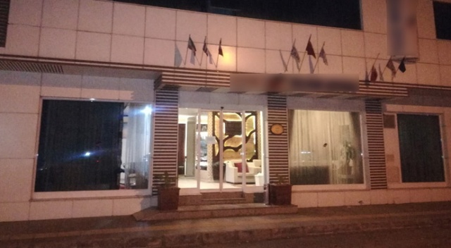 İzmir’de bir kişi otel odasında ölü bulundu